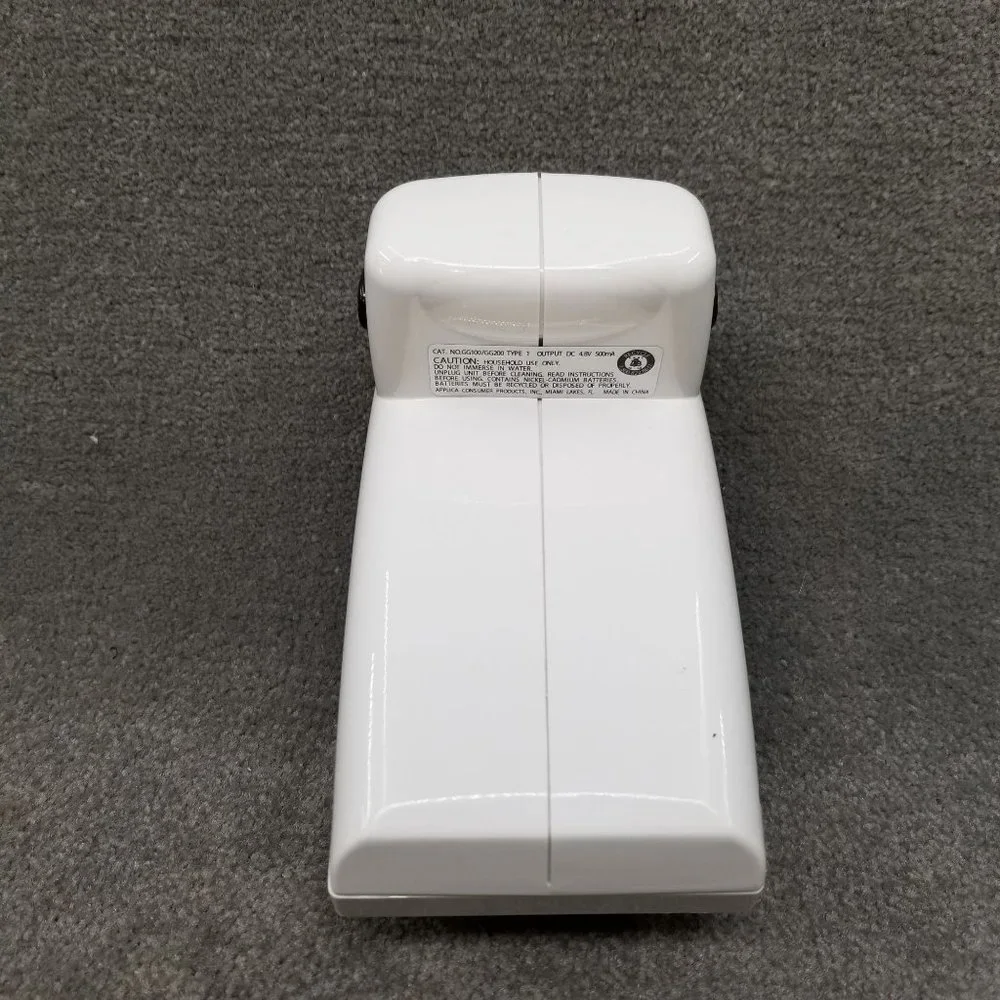 Black Decker Gizmo Automatic Grater GG100 White Cordless